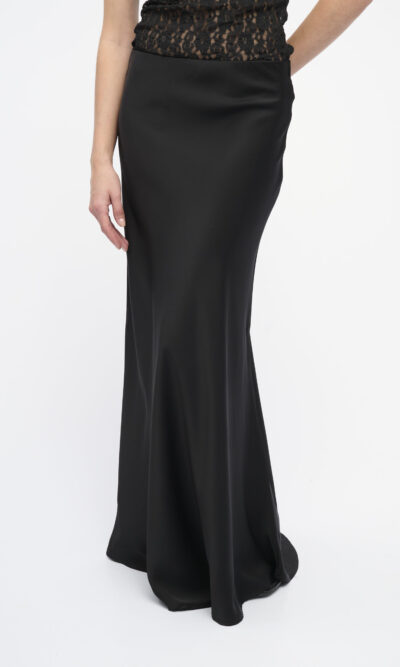 Alternative view of MANON S26 SKIRT black