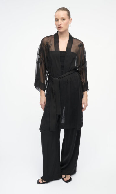 Alternative view of SAKURA KIMONO black