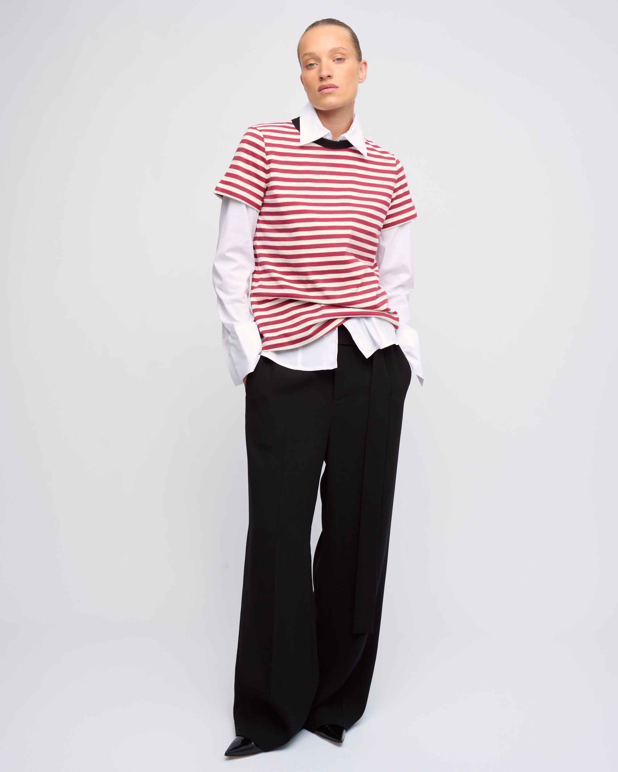 HOLLY-2267705-16-CO.CO 160-299625