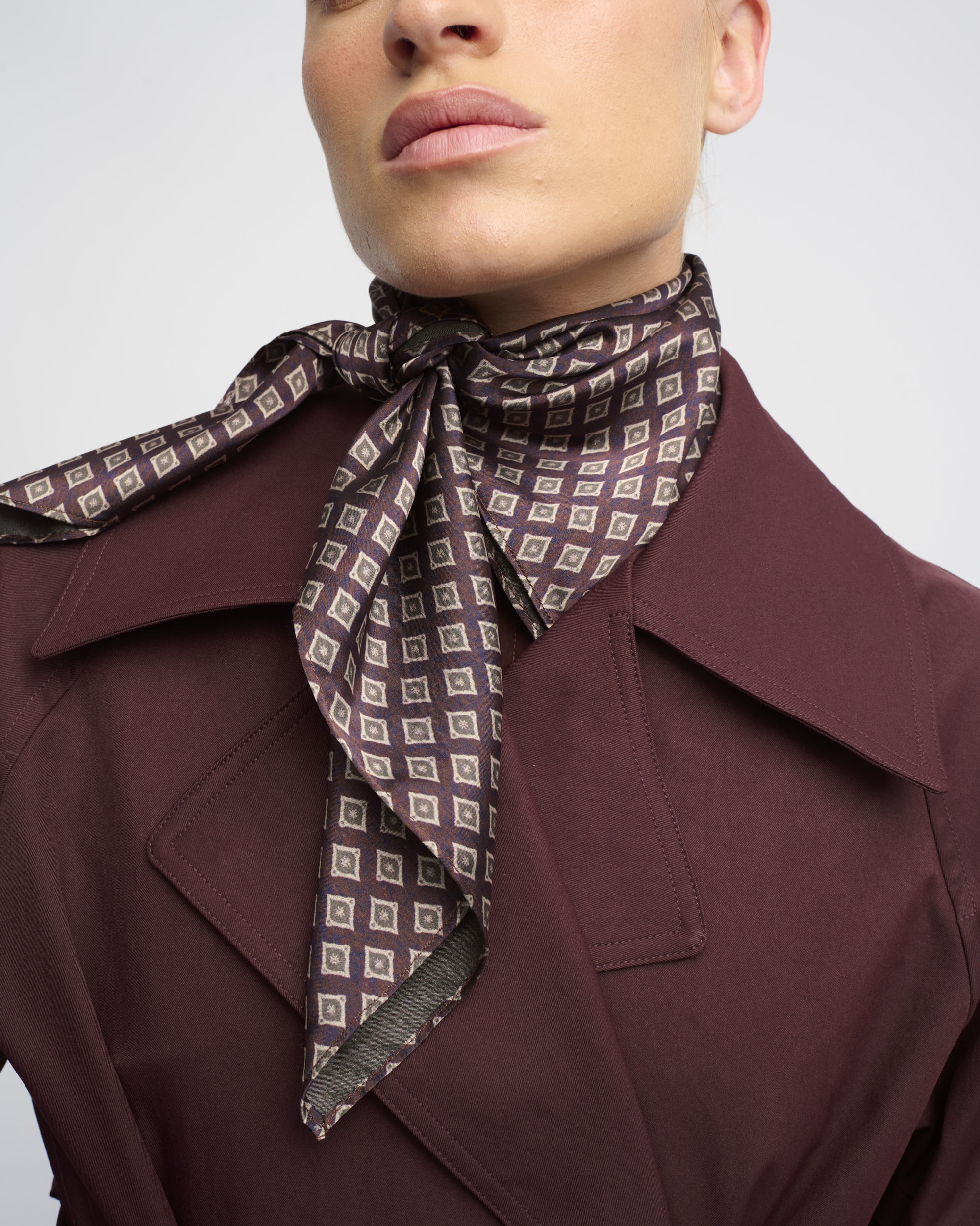 FULAR-2269209-61-CO.CO 162-310209