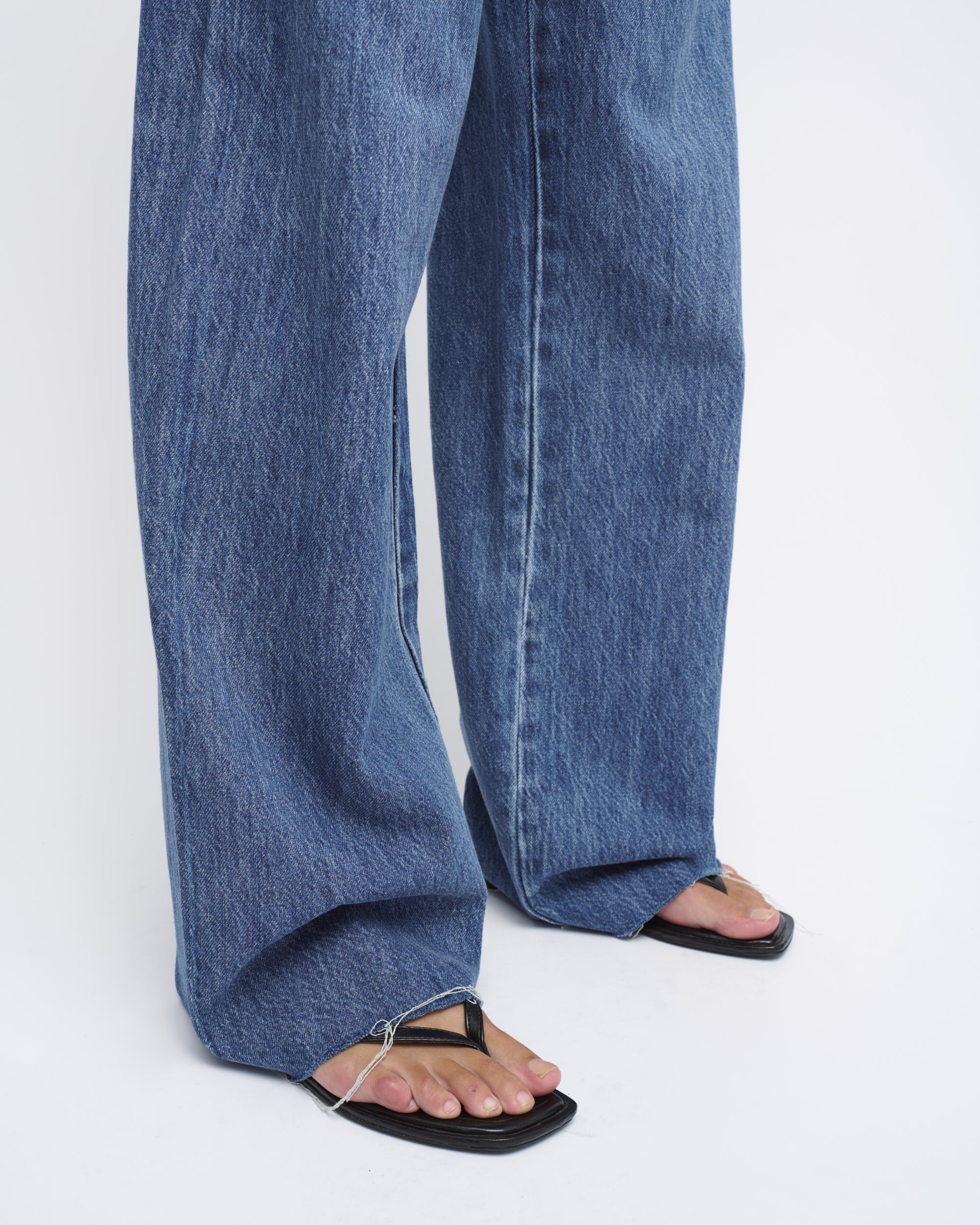 MONTY-2263589-25-CO.CO 161-307569