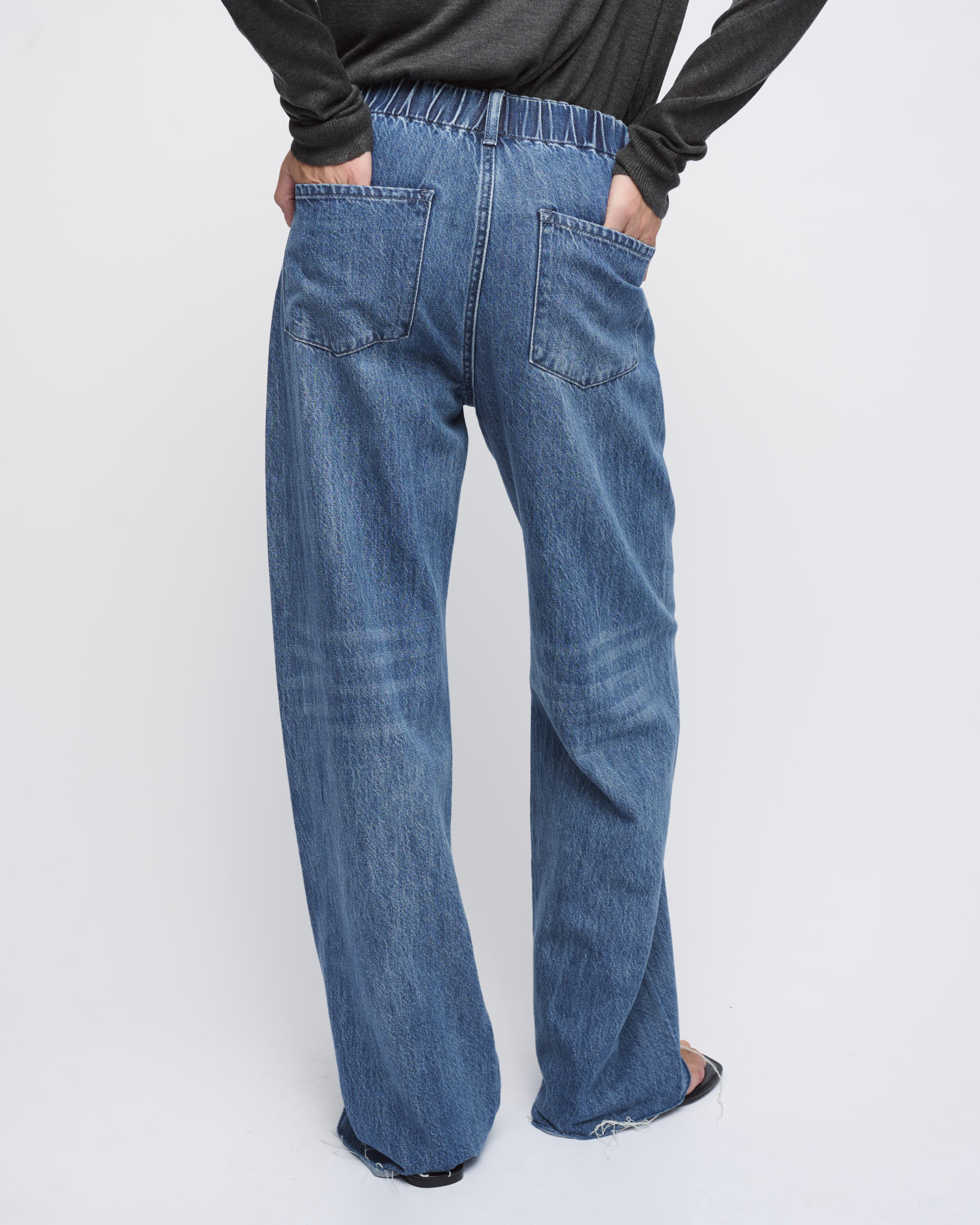 MONTY-2263589-25-CO.CO 161-307576