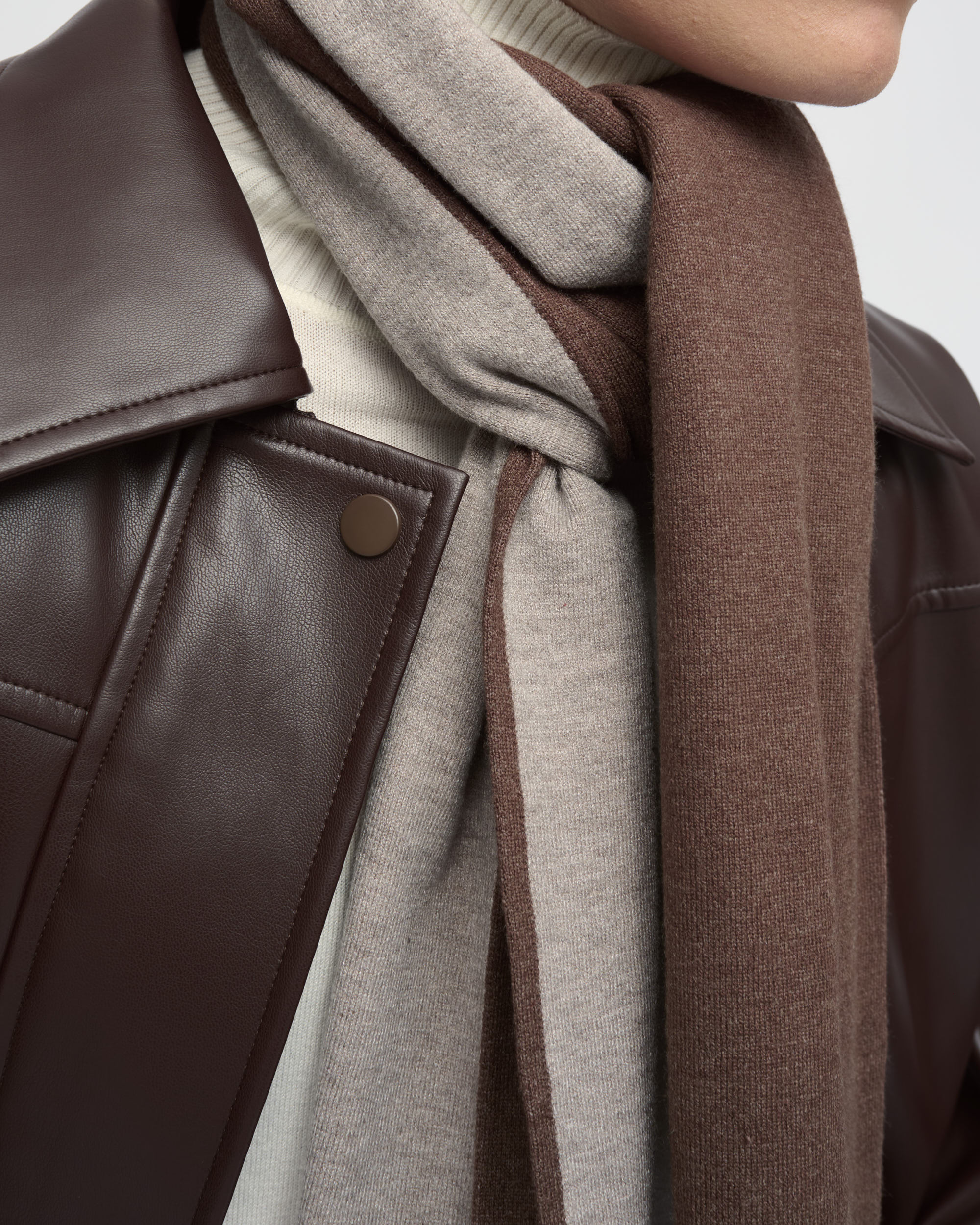 MOON-2269204-83-CO.CO 167-323188