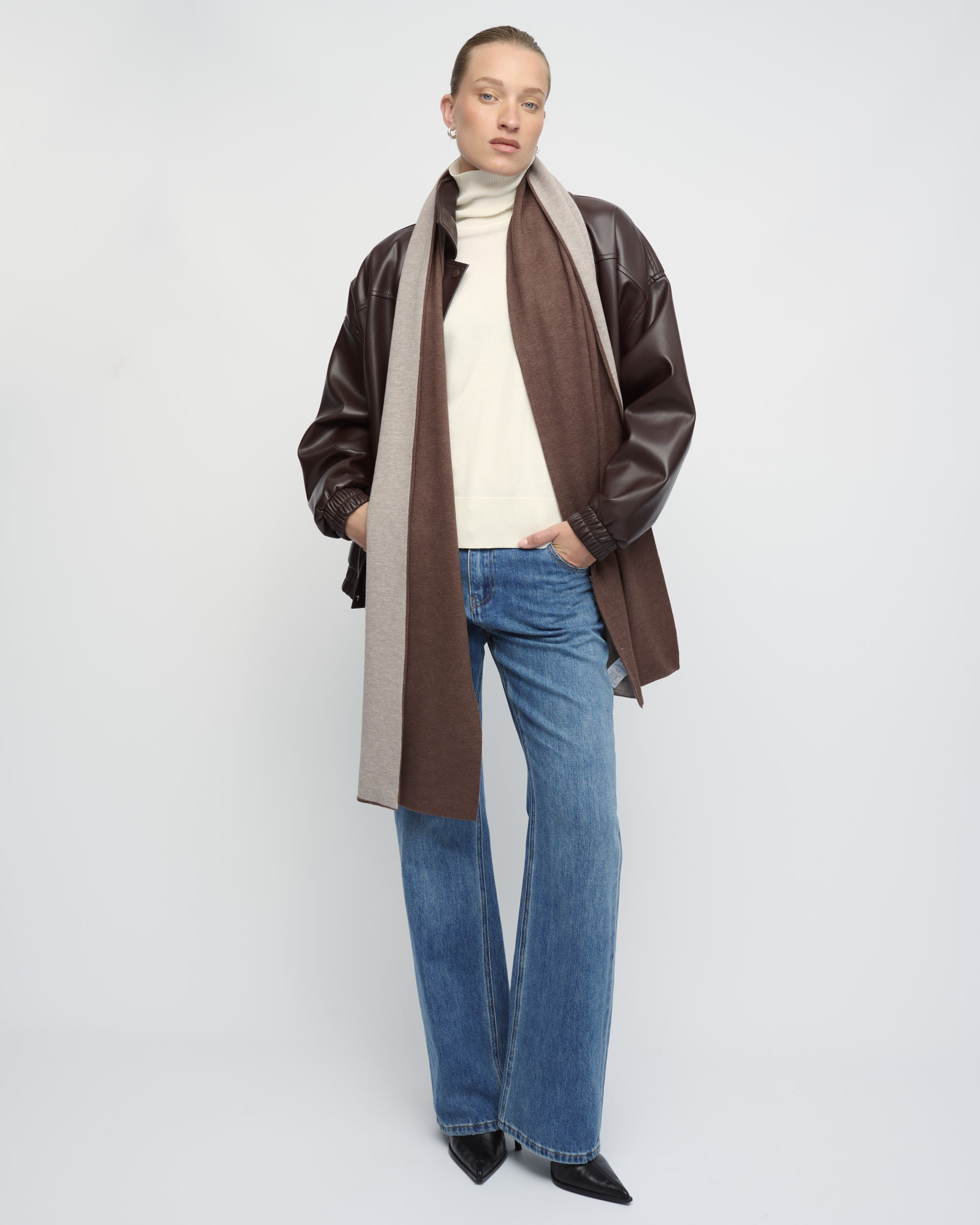 MOON-2269204-83-CO.CO 167-323201